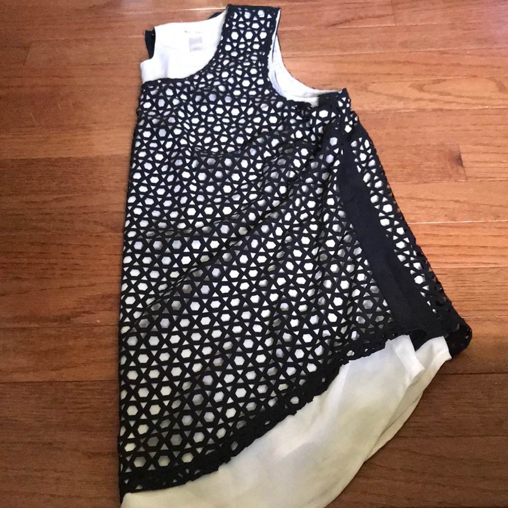 Dress barn sleeveless tank blouse
